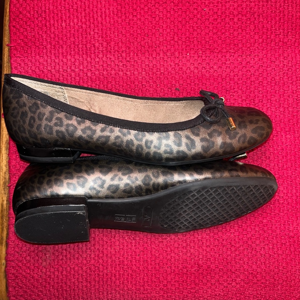 Leopard Print Flats - Picture 4 of 6
